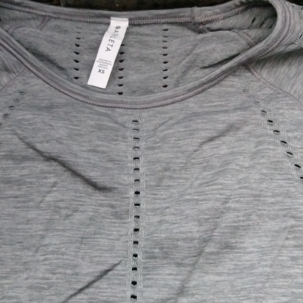 ATHLETA SHIRT - Picture 2 of 10